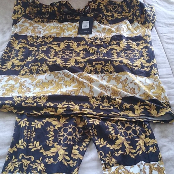 Gold detail Set - Picture 1 of 4